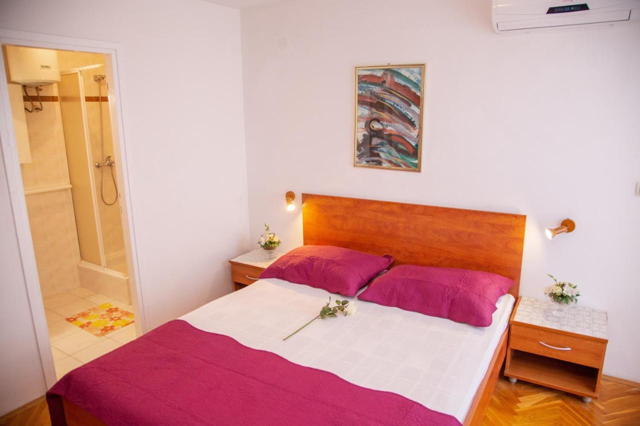Rooms Magnolia With Pool Novalja Exteriör bild